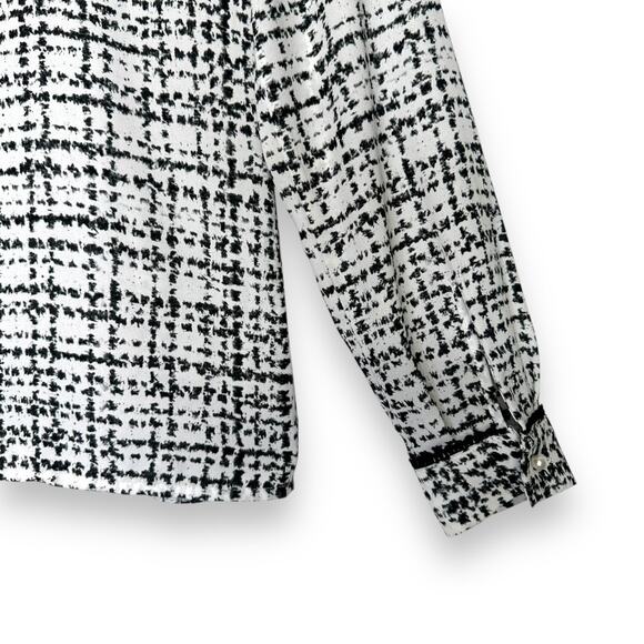 Karl Lagerfeld Paris Women's Pearl Button Top Size XS White Black Tweed Print - Picture 8 of 9